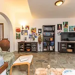 Argo Villa
